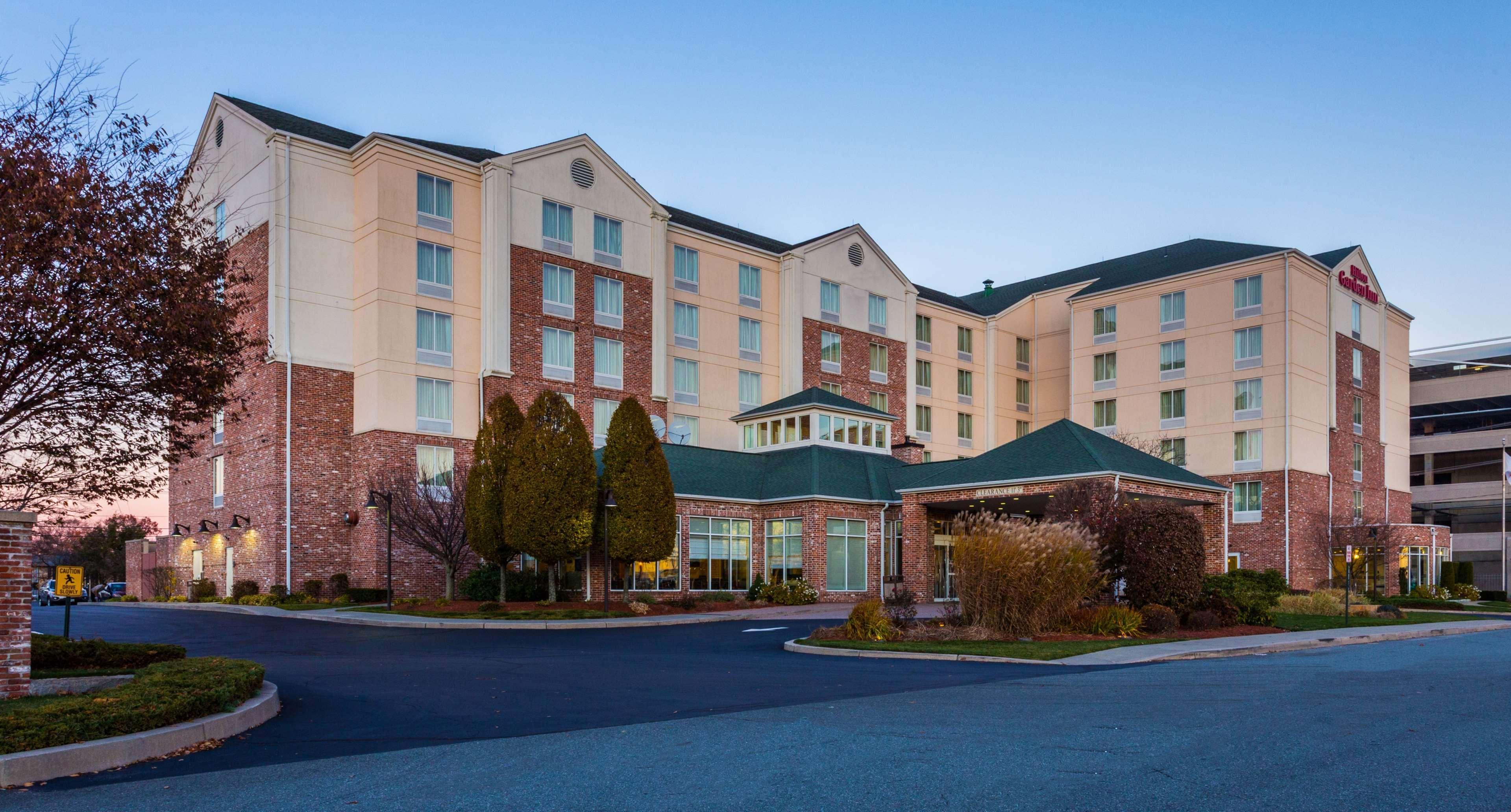 Hilton Garden Inn Providence Airport/Warwick Exterior photo